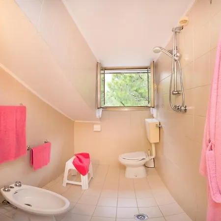 Centralissime Mansarde Piazza Brescia Apartment