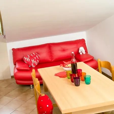 Centralissime Mansarde Piazza Brescia Apartment *